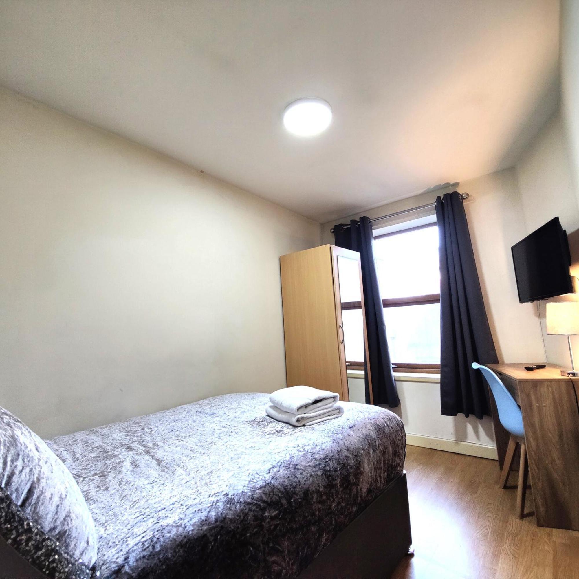 Liverpool City Centre Private Rooms Including Smart Tvs - With Shared Bathroom Exterior foto
